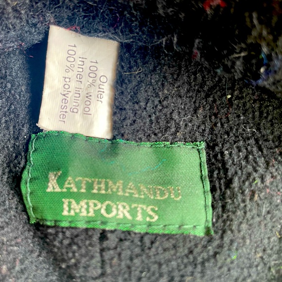 Kathmandu 100% Wool Beanie Hat with Tassels, Made in Nepal - Picture 3 of 4